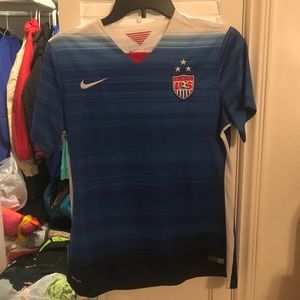 Women’s US national soccer jersey—fitted--1 wear—M